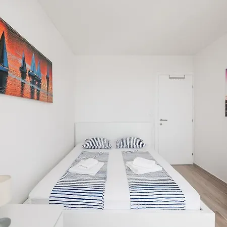 Miri R3 ヴィラ プリヴラカ