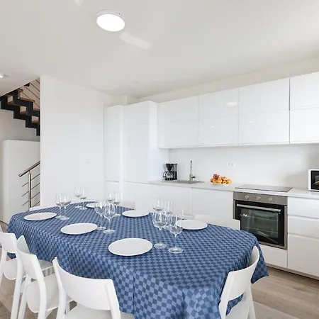 ヴィラ Miri R3 プリヴラカ