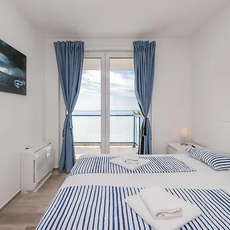 ヴィラ Miri R3 プリヴラカ