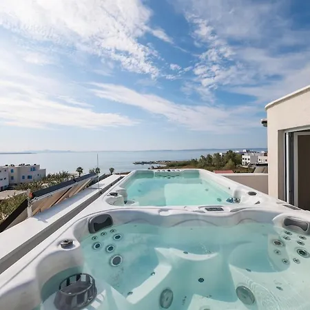 Miri R3 * プリヴラカ