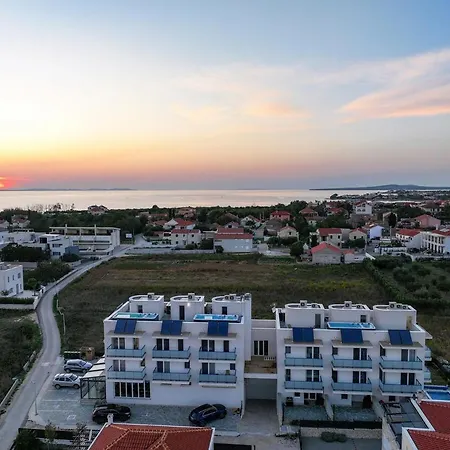 Miri R3 ヴィラ プリヴラカ