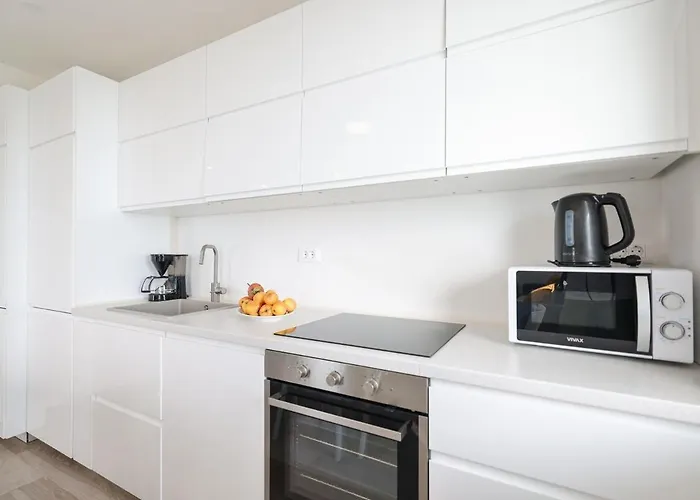 Miri R3 Вилла *