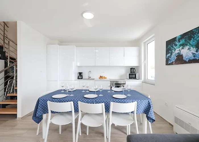 Miri R3 Привлака