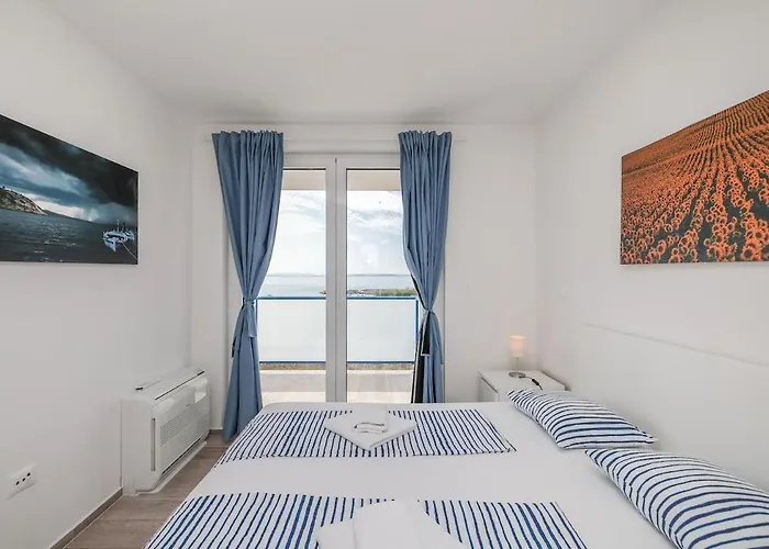 Miri R3 Вилла *