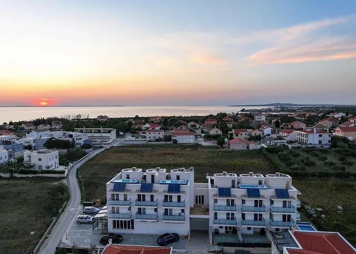 Miri R3 Вилла Привлака